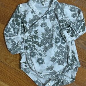 Kate Quinn Floral Bodysuit - Gray and White